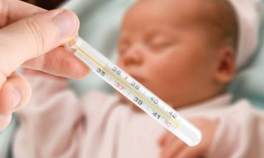 Bebeklerde Ateş ve İshal Belirtileri ve Tedavisi