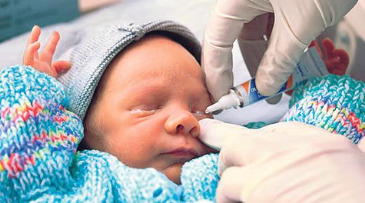 Bebeklerde Göz Çapaklanması Nedenleri